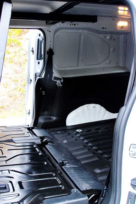 WYNAJEM OPEL COMBO –dostawczy, diesel, manual – DOSTĘPNY OD RĘKI!