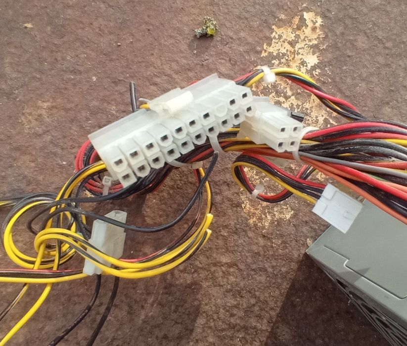 Компьютерный блок питания FSP GROUP INC ATX-350PNR