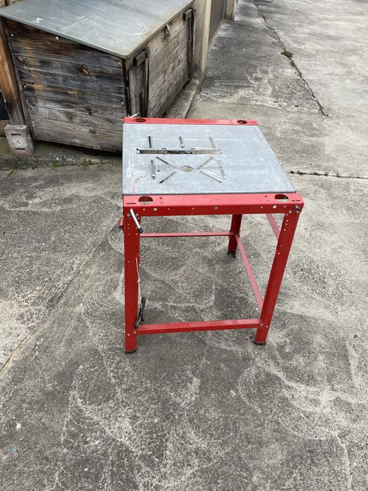 Stół roboczy do frezarki