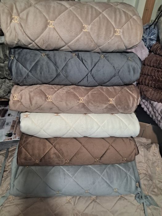 Велюрові  покривала,210х230см