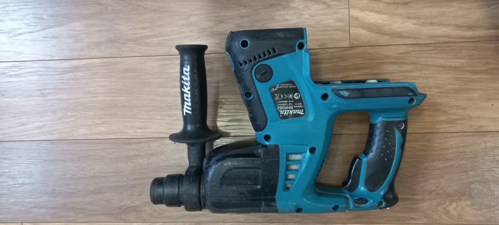 Mlotowiertarka Makita BHR262 36V