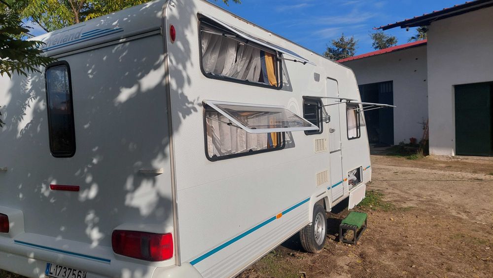 Caravana Knaus Eifelland 520 com documentos