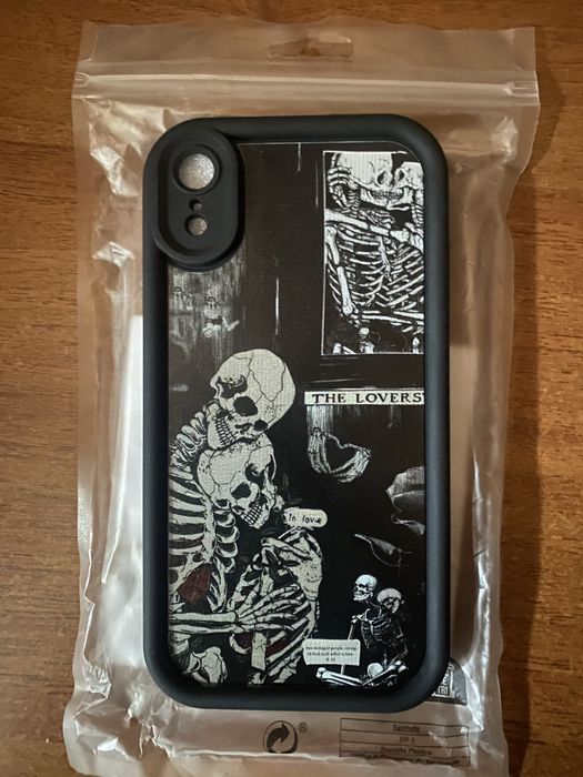 Продам чехол на XR