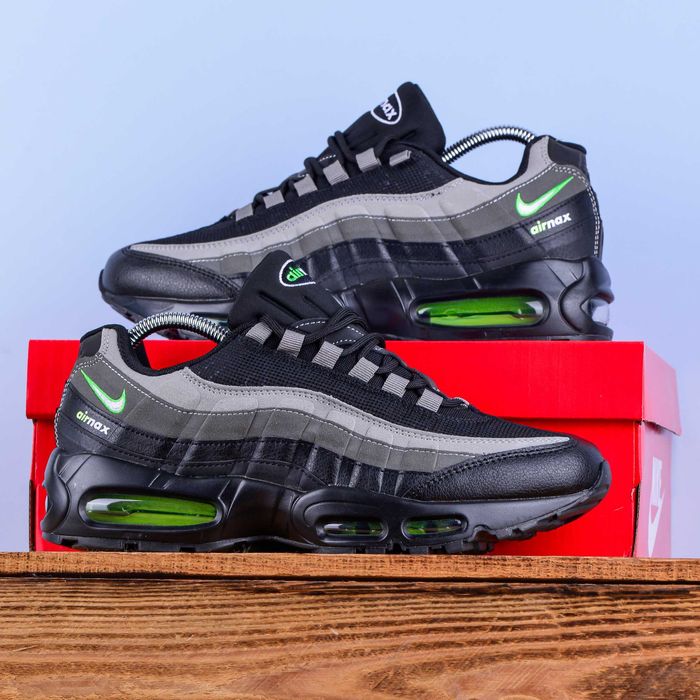(2008) Чоловічі Кросівки Nike Air Max 95 чорні з салатовим і сірим