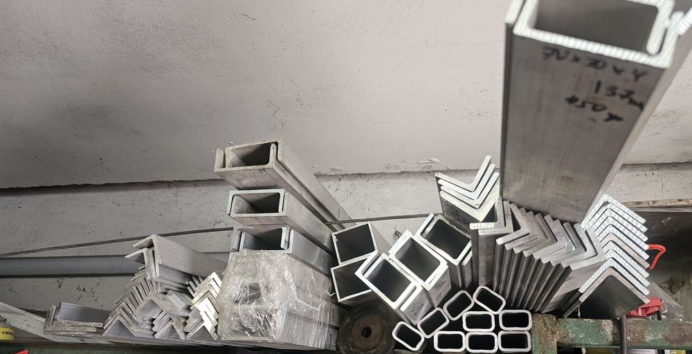 Уголок Алюм. АМГ5 обрезки 5083 алюминиевый Алюминий профильная труба