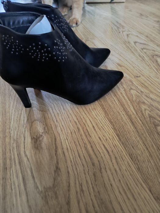 Buty nowe mascara 40