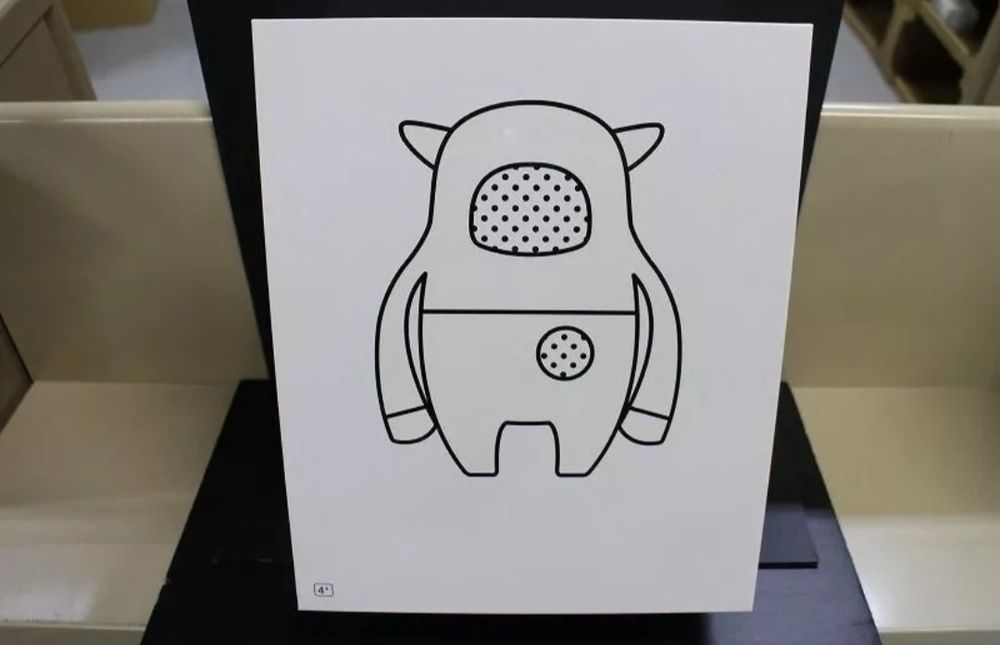 Japonski robot Musio firmy AKA edukacja nauka języka