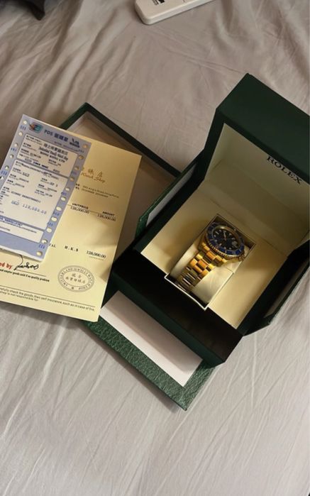 Rolex submariner.
