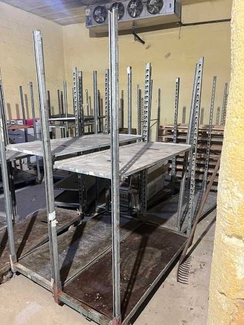 Carrinhos para Transporte de Flores – 3 Prateleiras