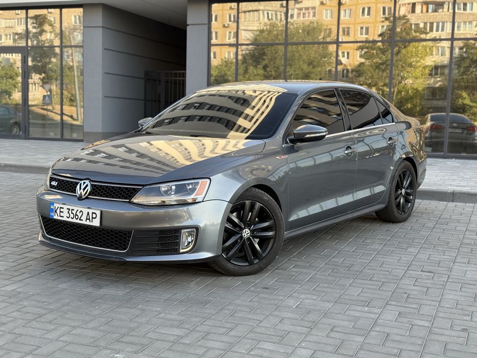 Volkswgen Jetta gli 2.0 turbo