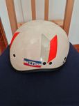 Capacete vintage. Modelo Frances