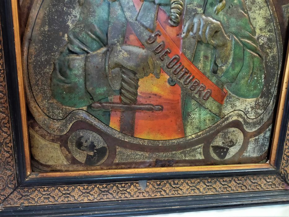Pintura Sobre Metal Relevado Homenagem República