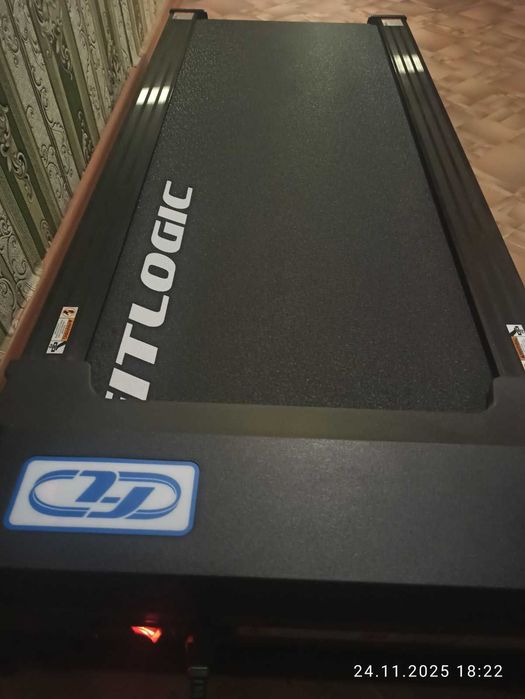 Беговая дорожка Fitlogic T12B
