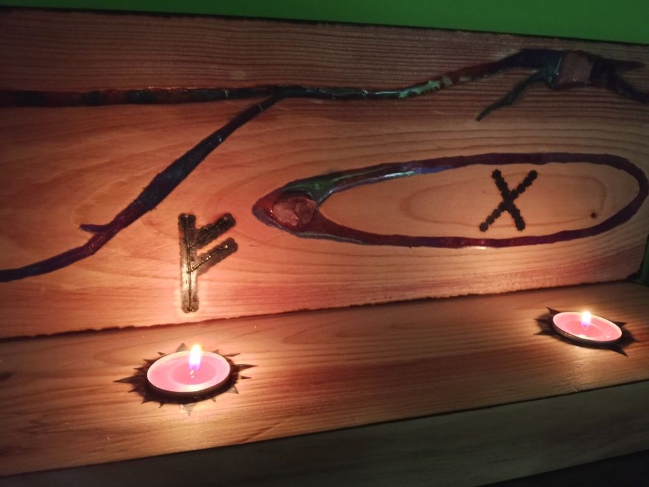 Rękodzieło Świecznik z drewna i żywicy