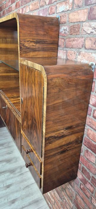 Odnowiona orzechowa witryna z barkiem art deco, retro, vintage