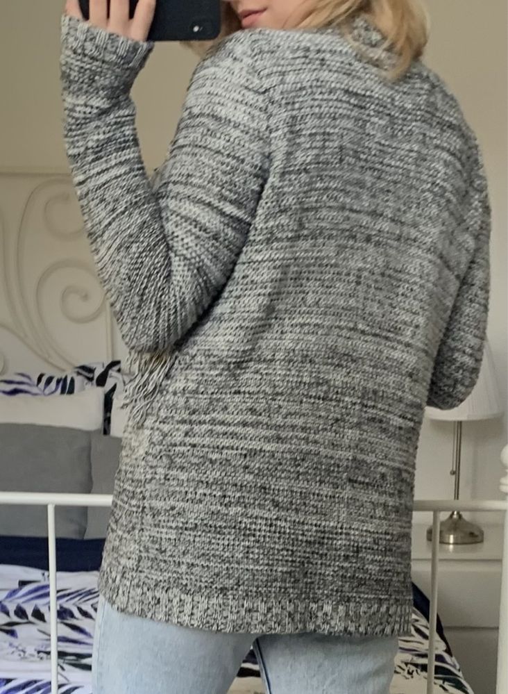 Melanżowy sweter szary kardigan 38 M boho z frędzlami