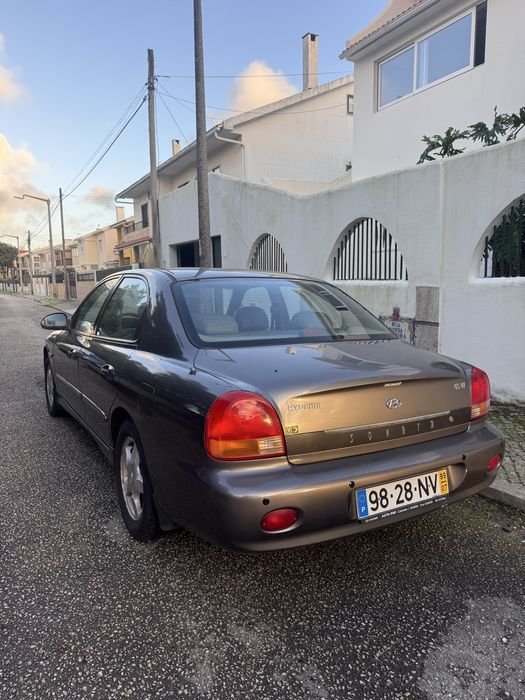 Hyundai Sonata IV 2.0