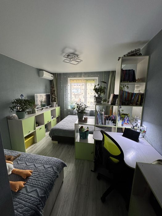 Двокімнатна квартира в тихому районі міста