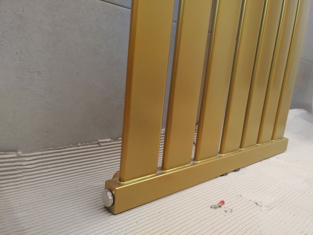 Grzejnik łazienkowy dekoracyjny złoty panelowy  180/61 cm