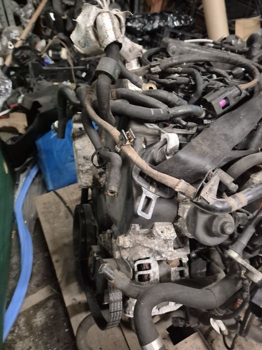 Silnik CRB kompletny 2.0 tdi a3 8v skoda 3