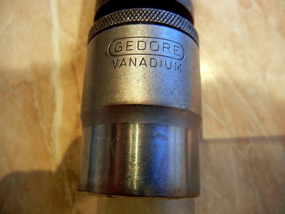Вороток шарнирный 3/4" Gedore 3296 с головкой на "24"