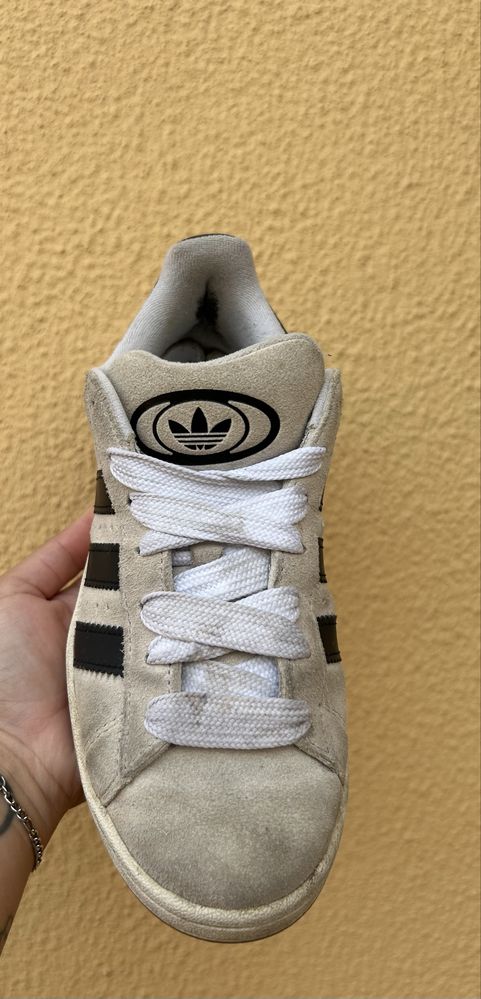 Sapatilhas Adidas Campus Beges/ Pretas