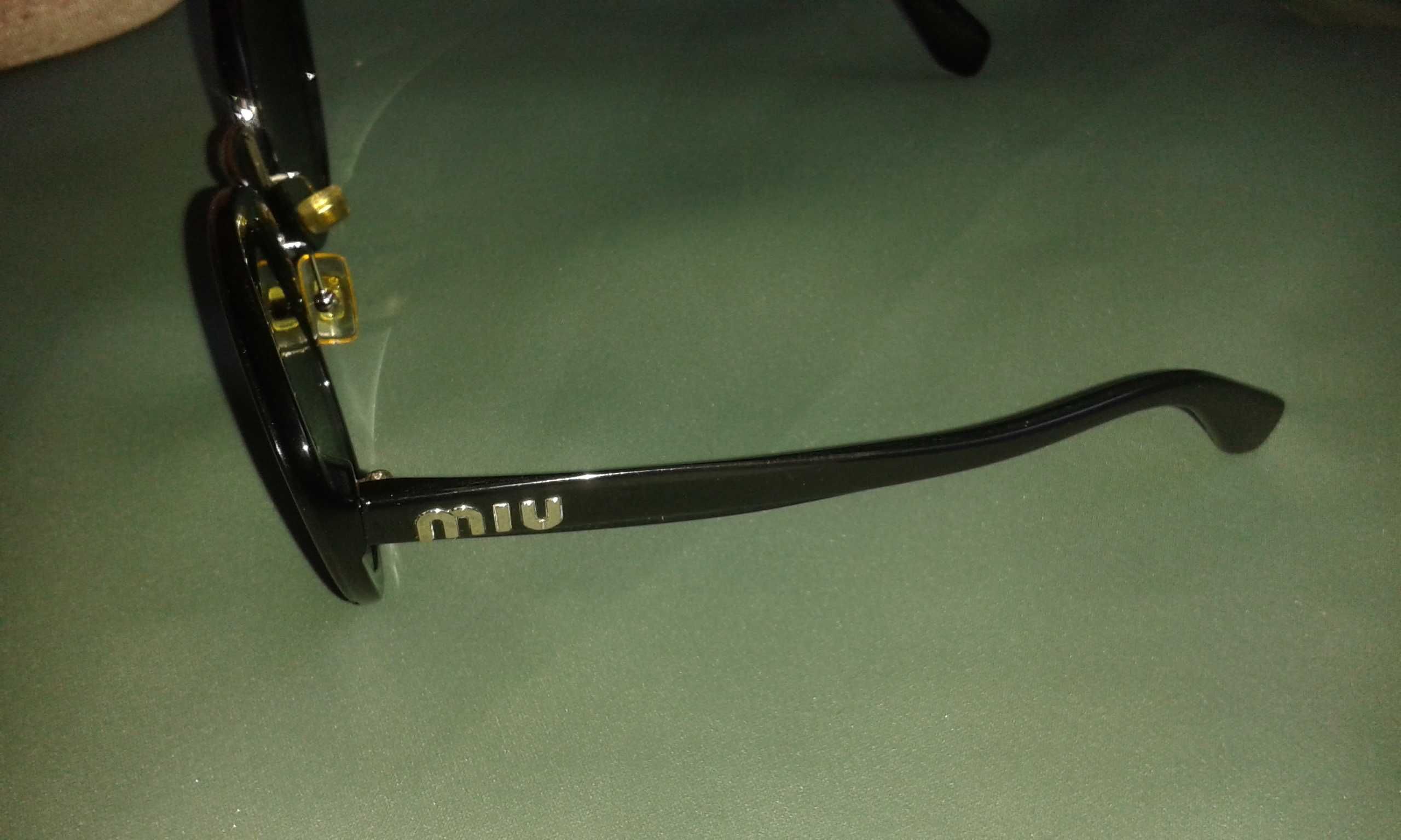 Очки солнцезащитные Miu Miu. Оригинал. Италия.