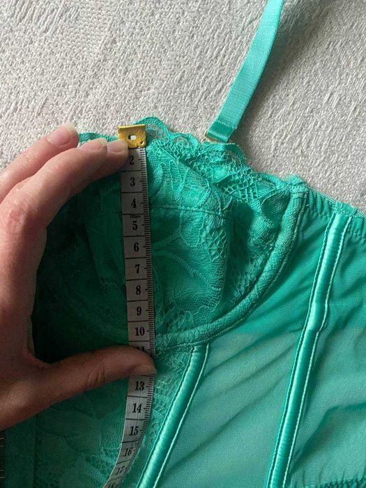 бюстгалтер корсет primark 32A