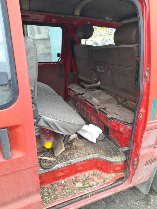 Mazda e 2000 e2200 на розборку на ходу