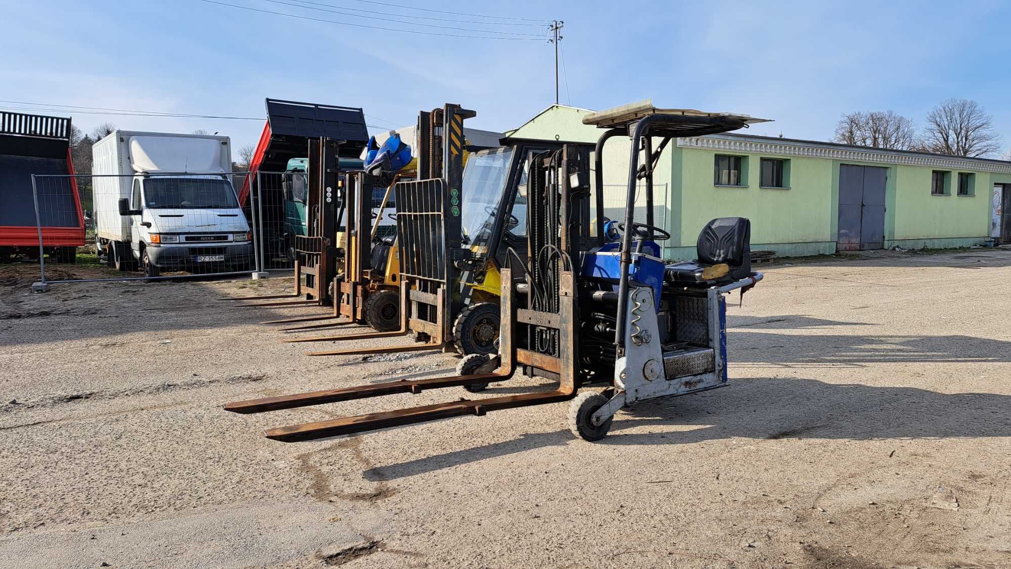 Podwieszany specjalny wózek widłowy silnik 3 cylindry Fuks