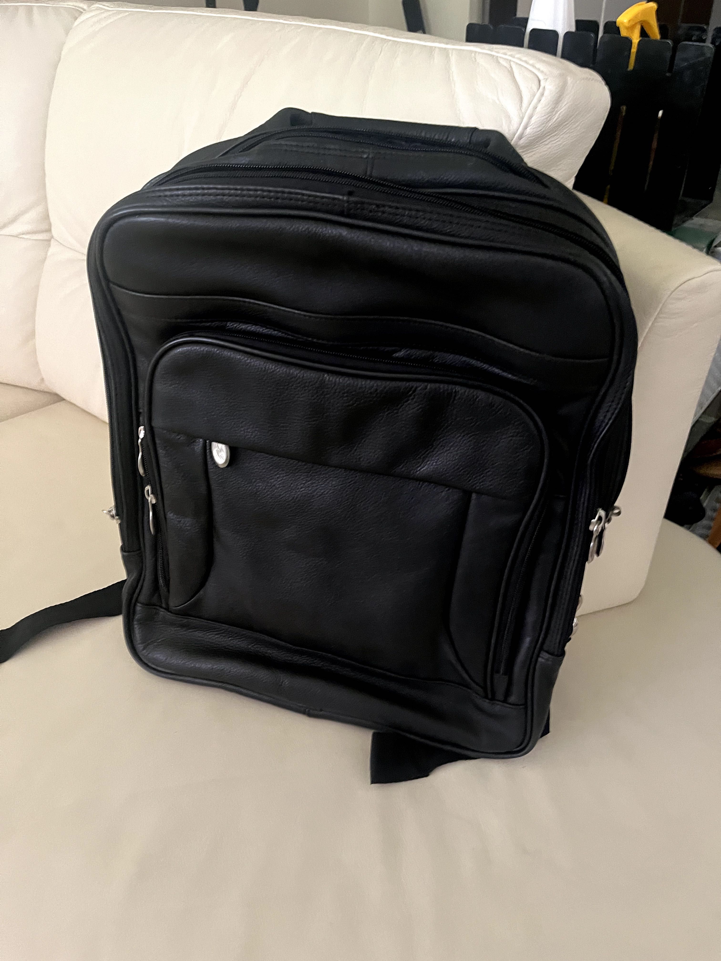 McKlein Skórz. torba Wicker Park 17” z odcz. kółkami i 3-funkc. syst.