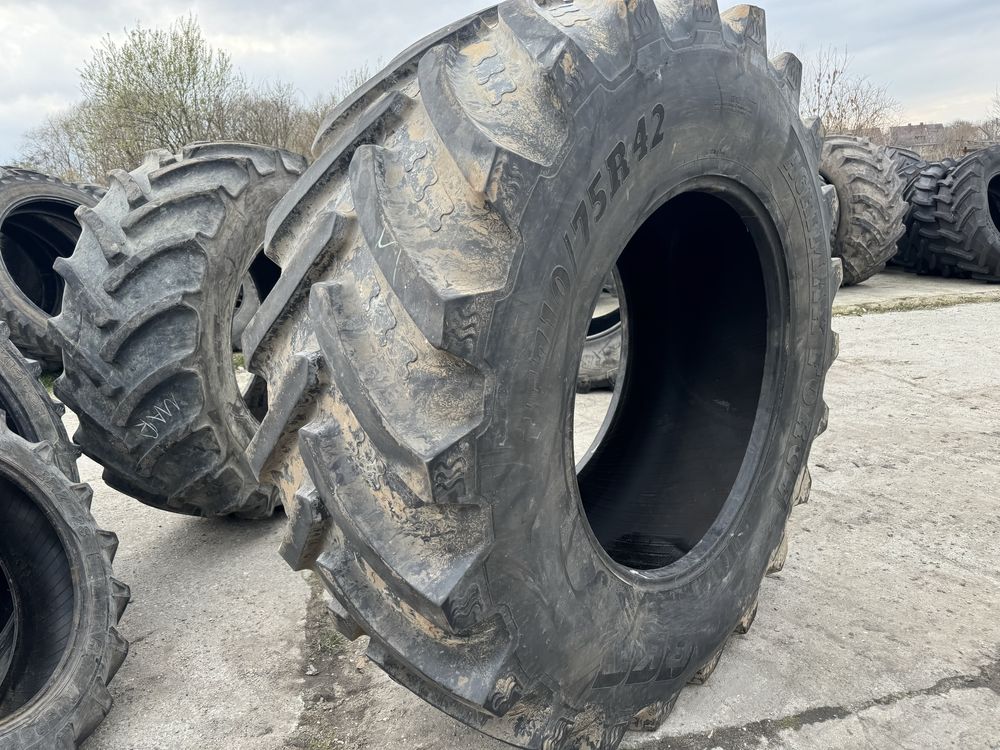 Opona 710/75R42 BKT