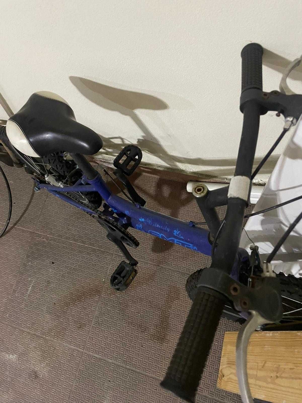 Bicicleta menino 3-7 anos, usada, anda bem