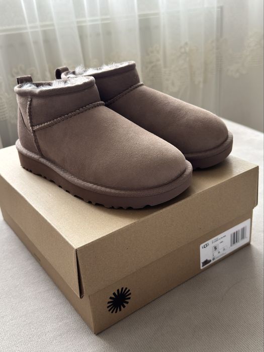 Ugg classic ultra mini
