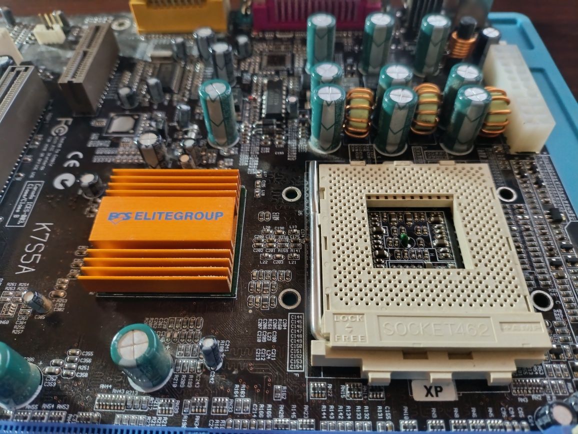 Płyta główna ECS K7S5A v3.1 DDR SDRAM AGP socket 462 - nowy BIOS!