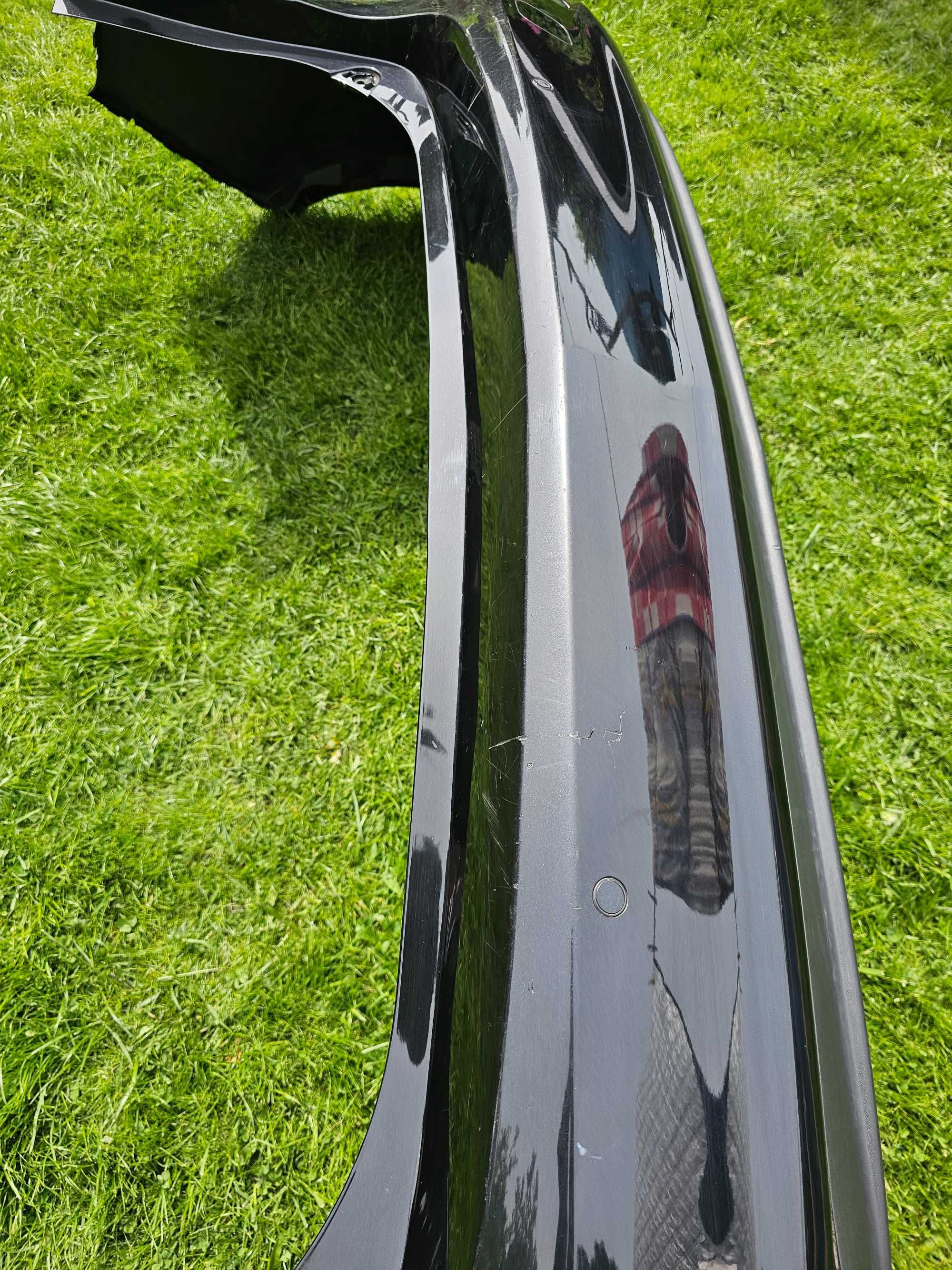 Zderzak Tył Opel Zafira C 4 PDC Kod Lakieru Z22C