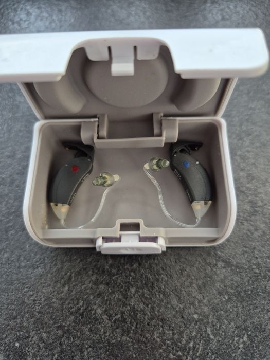 Aparat  słuchowy  UNITRON