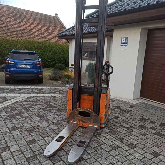 Still elektryczny wózek paletowy