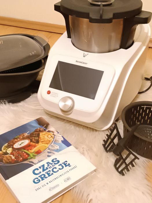 Lidlomix Silvercrest Monsieur Cuisine Connect SKNC 1200 D4 robot kuche