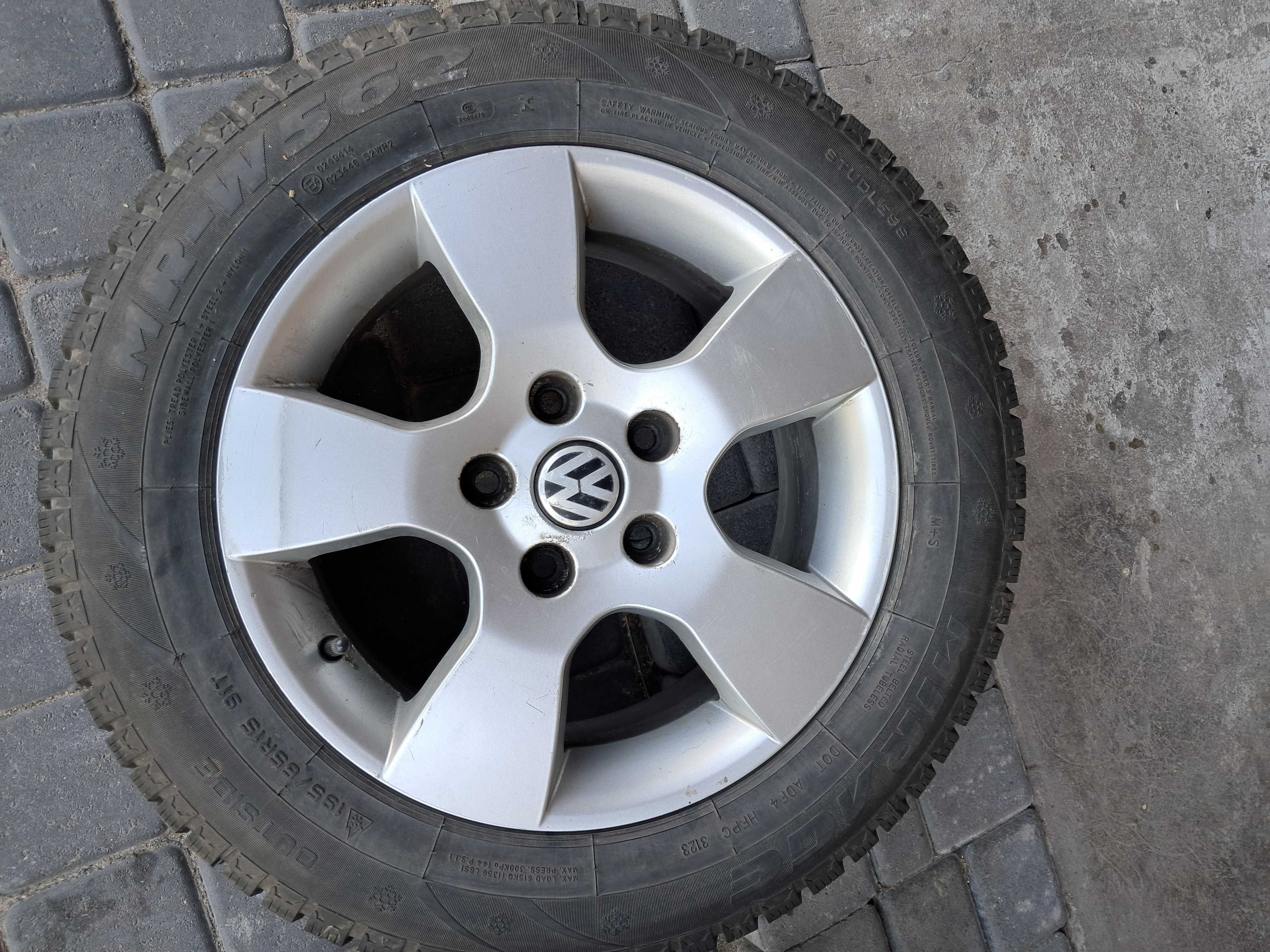 Komplet kół zimowych 195/65R15
