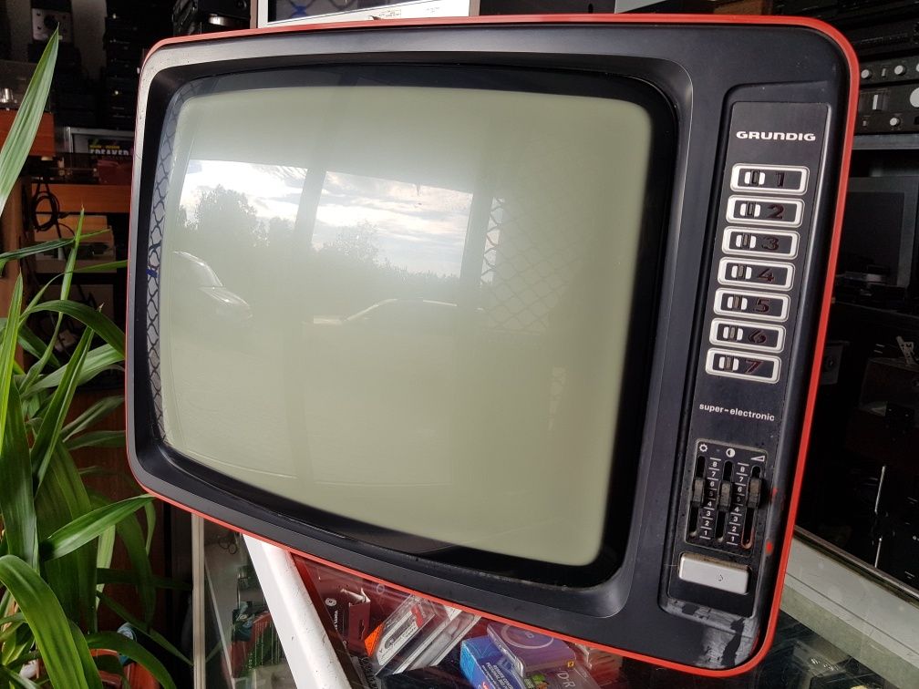 Grundig TV a preto e branco