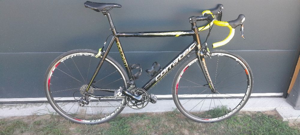 Piękna szosa CORRATEC dolomiti