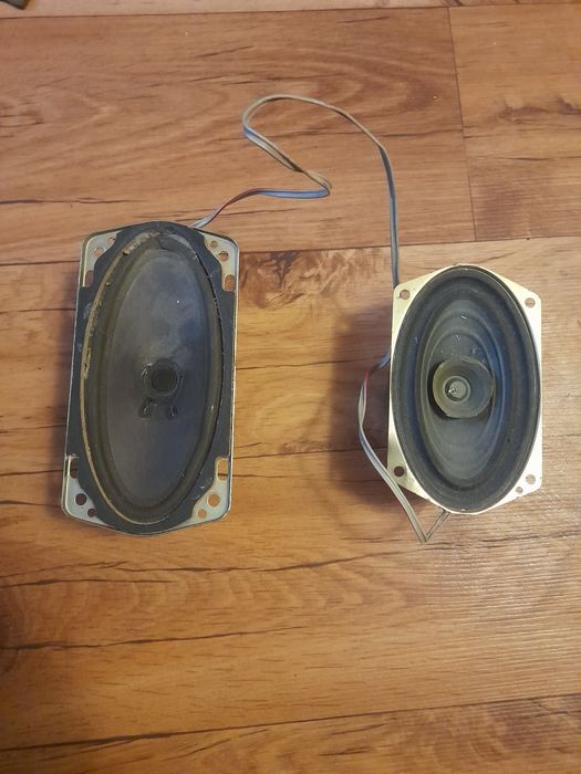 Динамики громко говоритель