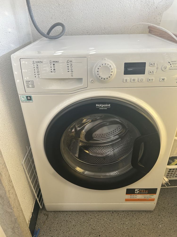 Maquina de lavar roupa em otimo estado