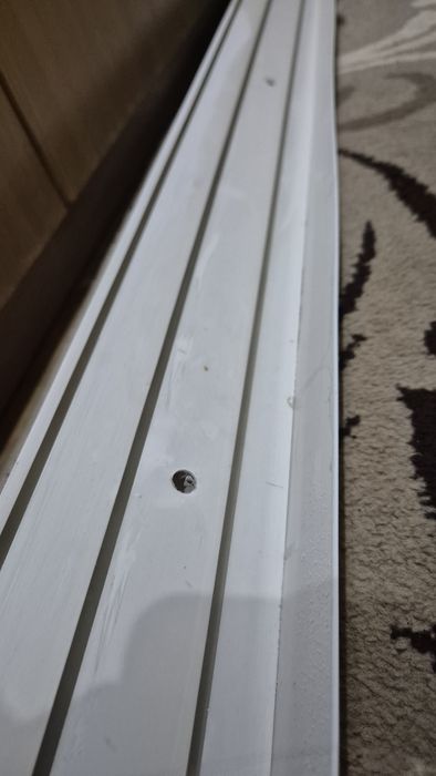 Карниз потолочный пластиковый