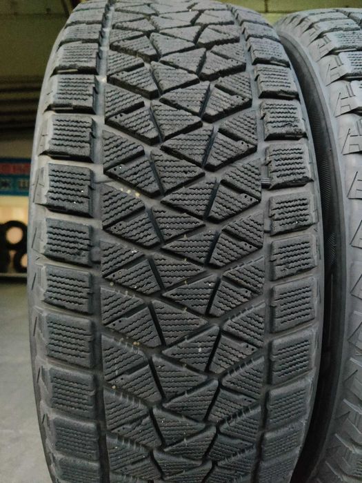 Bridgestone Blizzak R19 245 55 зимові шини на Toyota Highlander