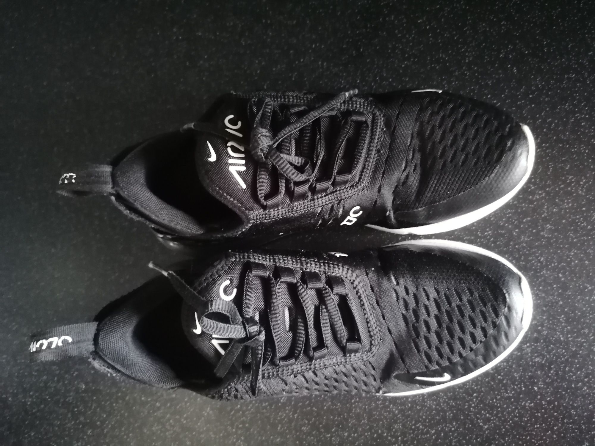 Nike Air Max 270