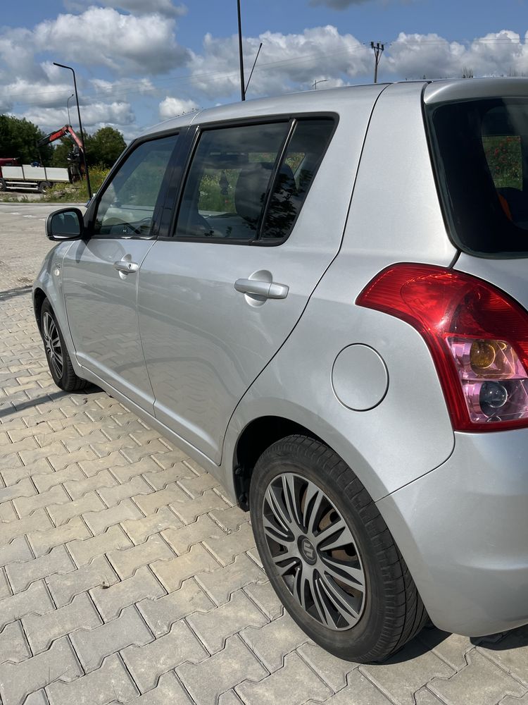 Sprzedam Suzuki Swift 1.3 DDiS r.2008