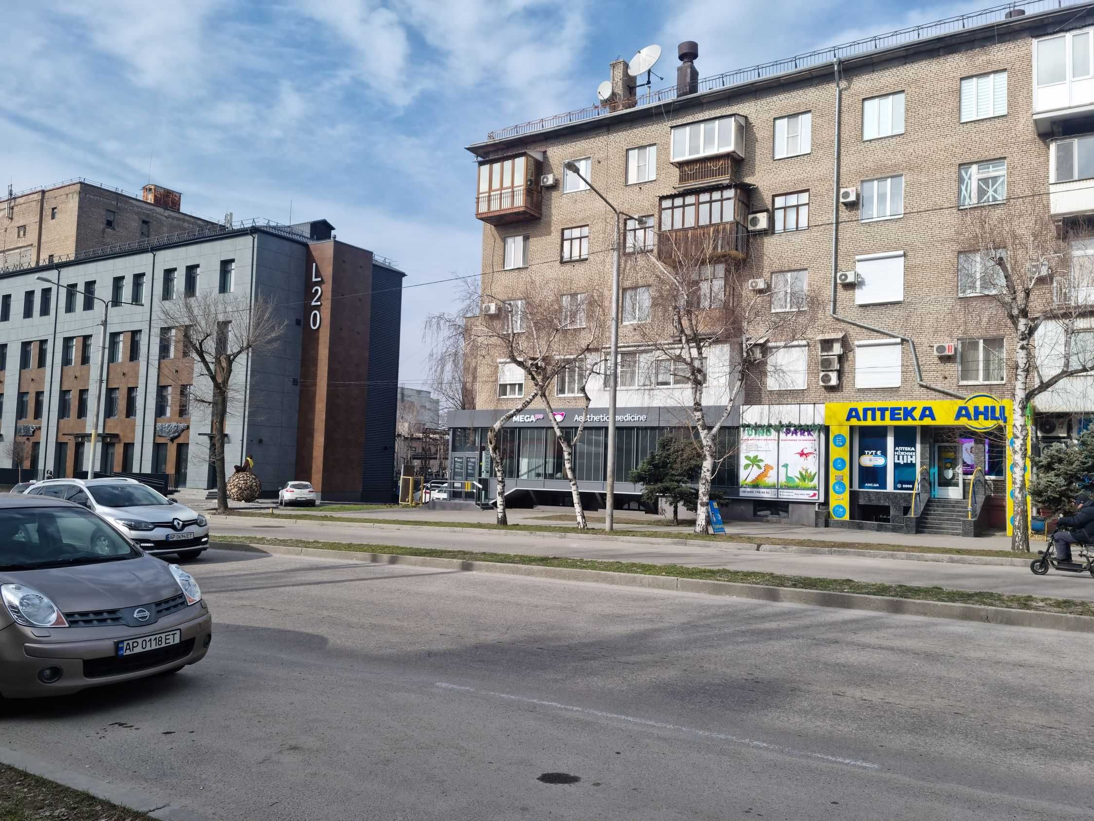 Продаж приміщення в районі ТЦ "Україна"