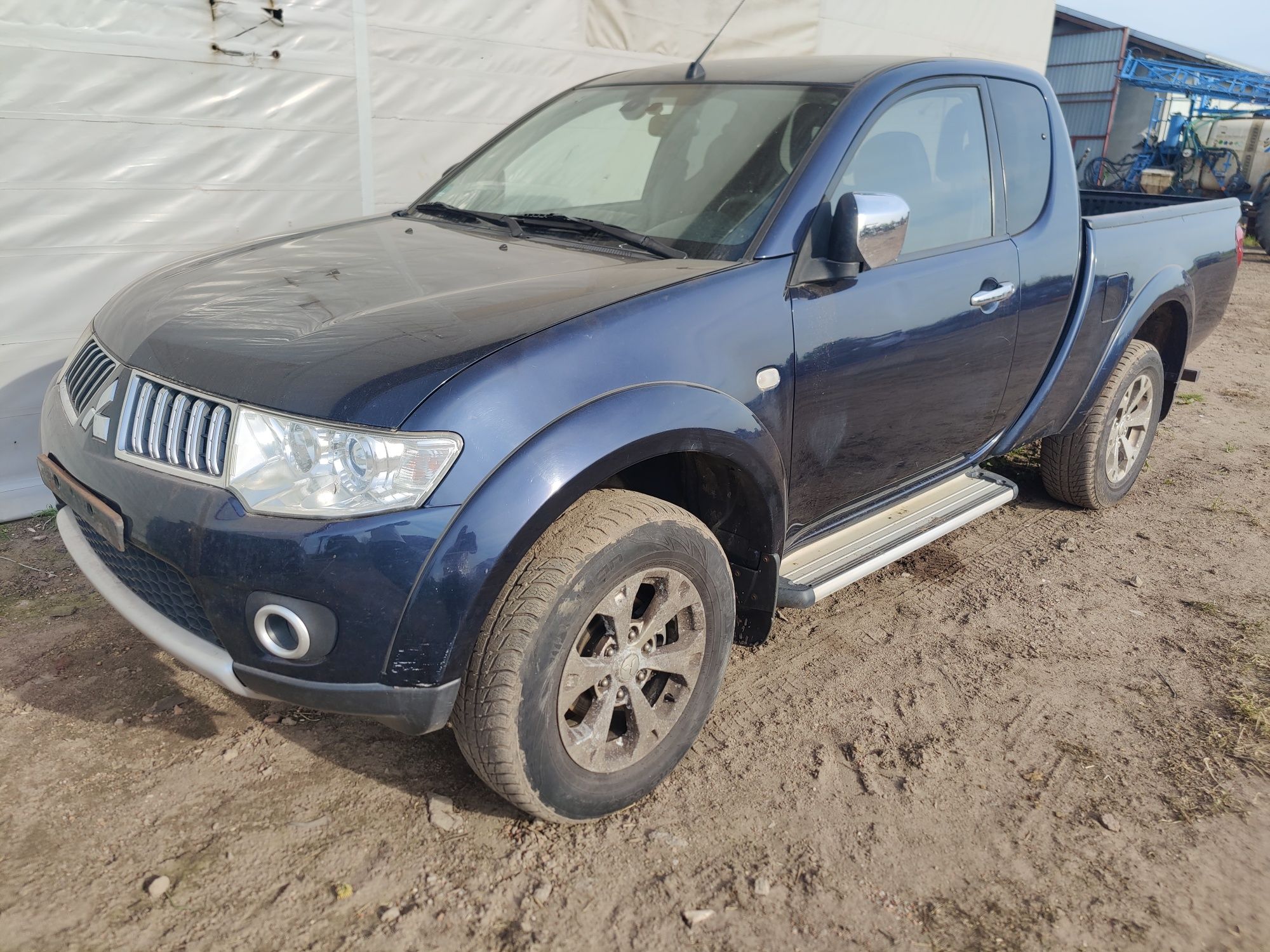 Mitsubishi L200 pickup 2.5 did 178KM